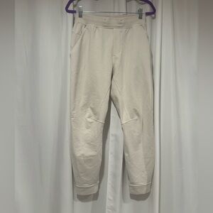 lululemon cropped joggers